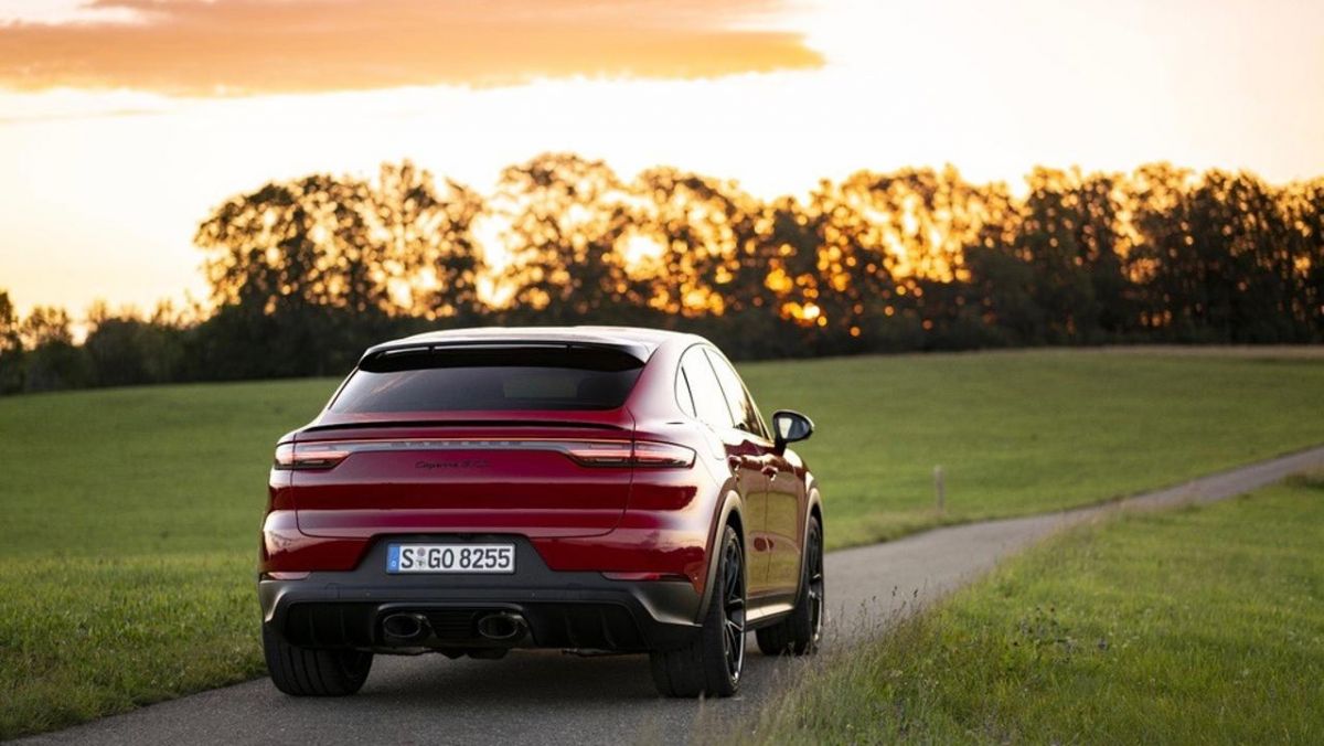 2021 Porsche Cayenne GTS Coupé gets new twinbranch