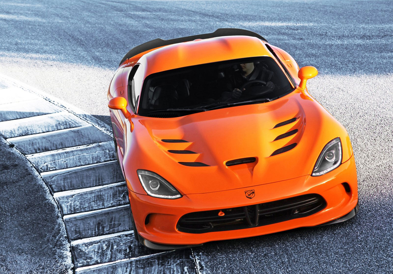 GALLERY Dodge SRT Viper TA For Track Enthusiasts