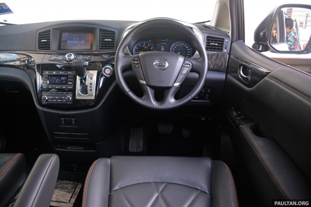 Driven 2014 Nissan Elgrand Tested From Every Seat