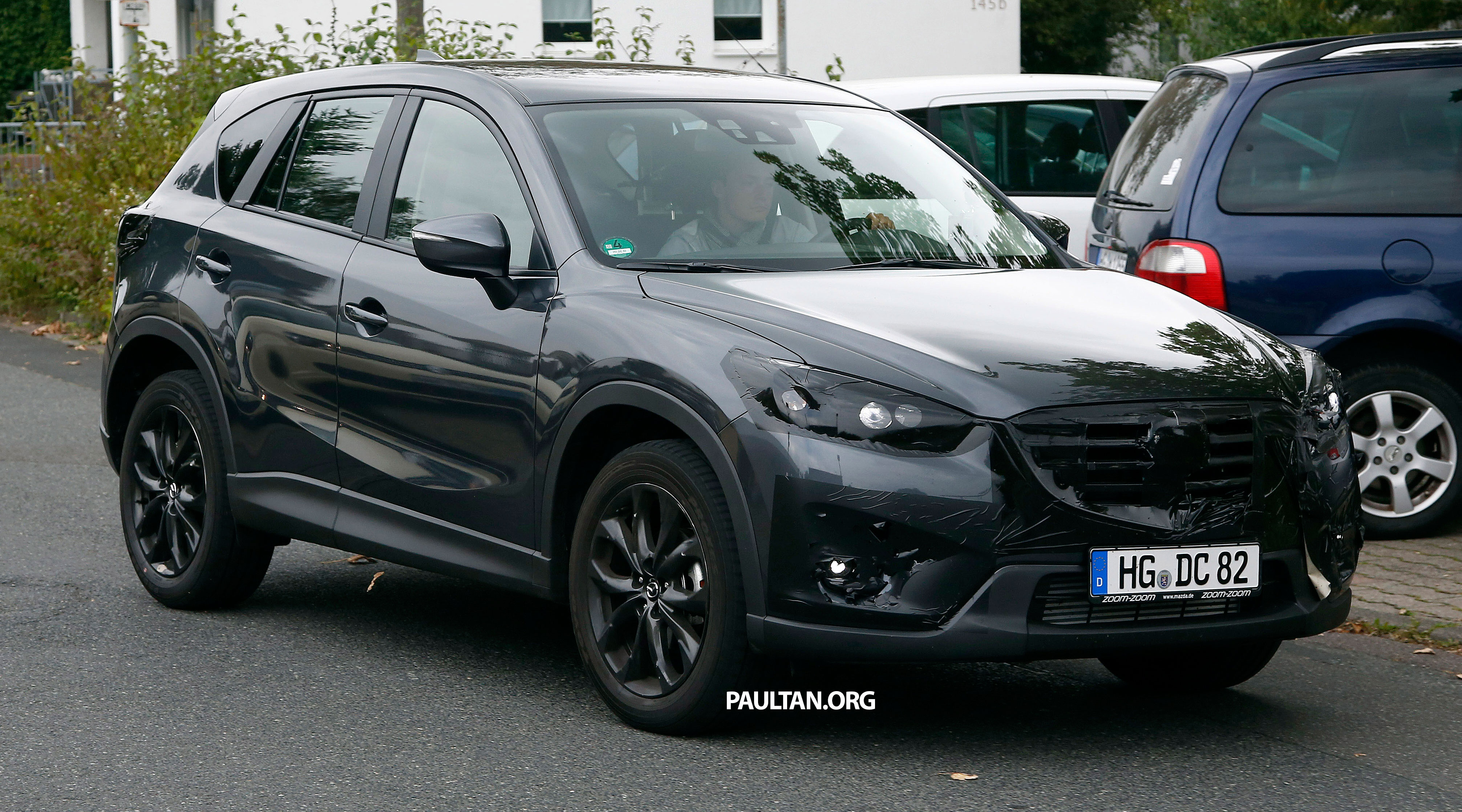 SPYSHOTS: Mazda CX-5 facelift - new grille and lamps Mazda-CX-5 ...