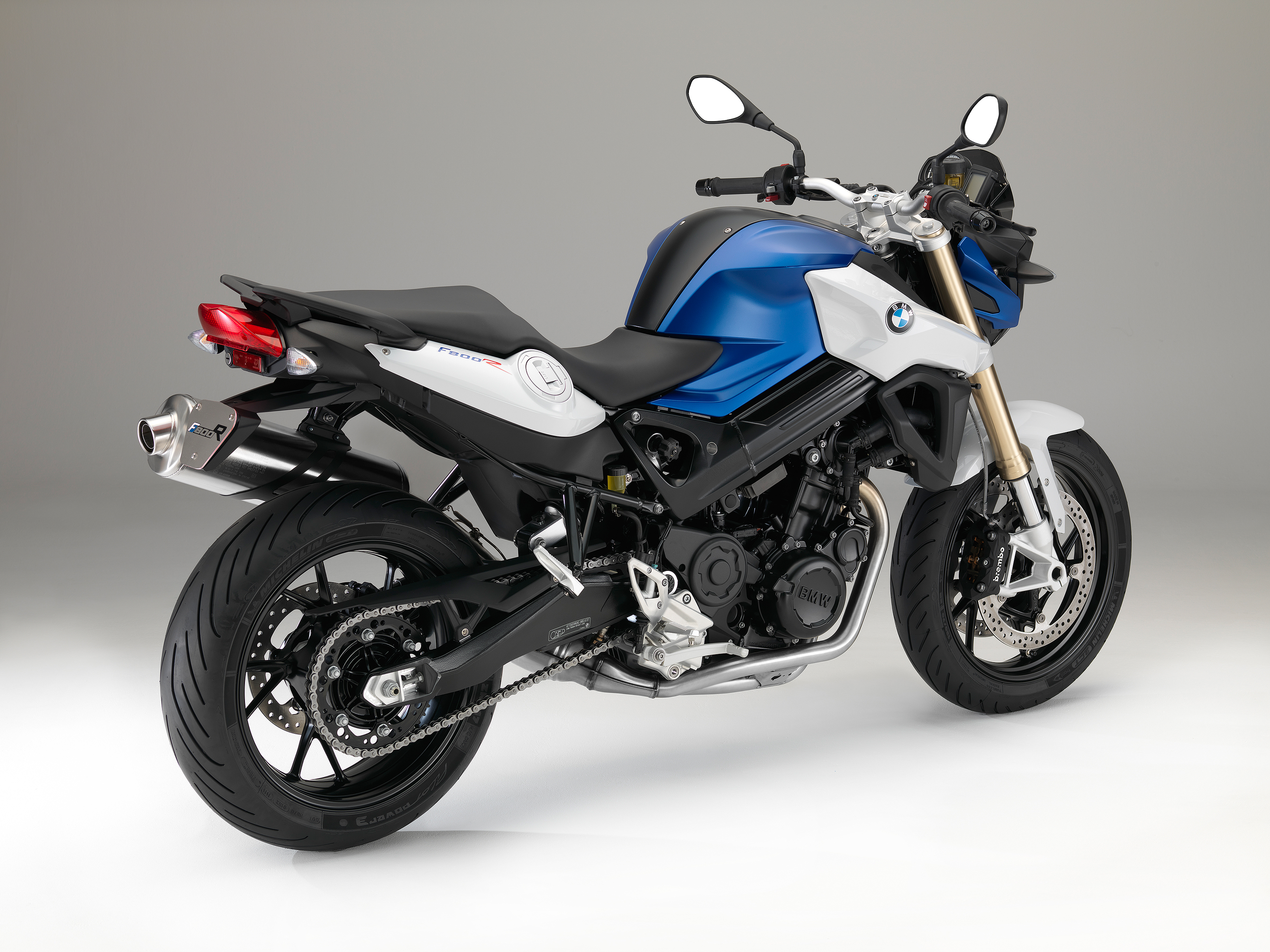 BMW F 800 R gets updated for year 2015; includes power