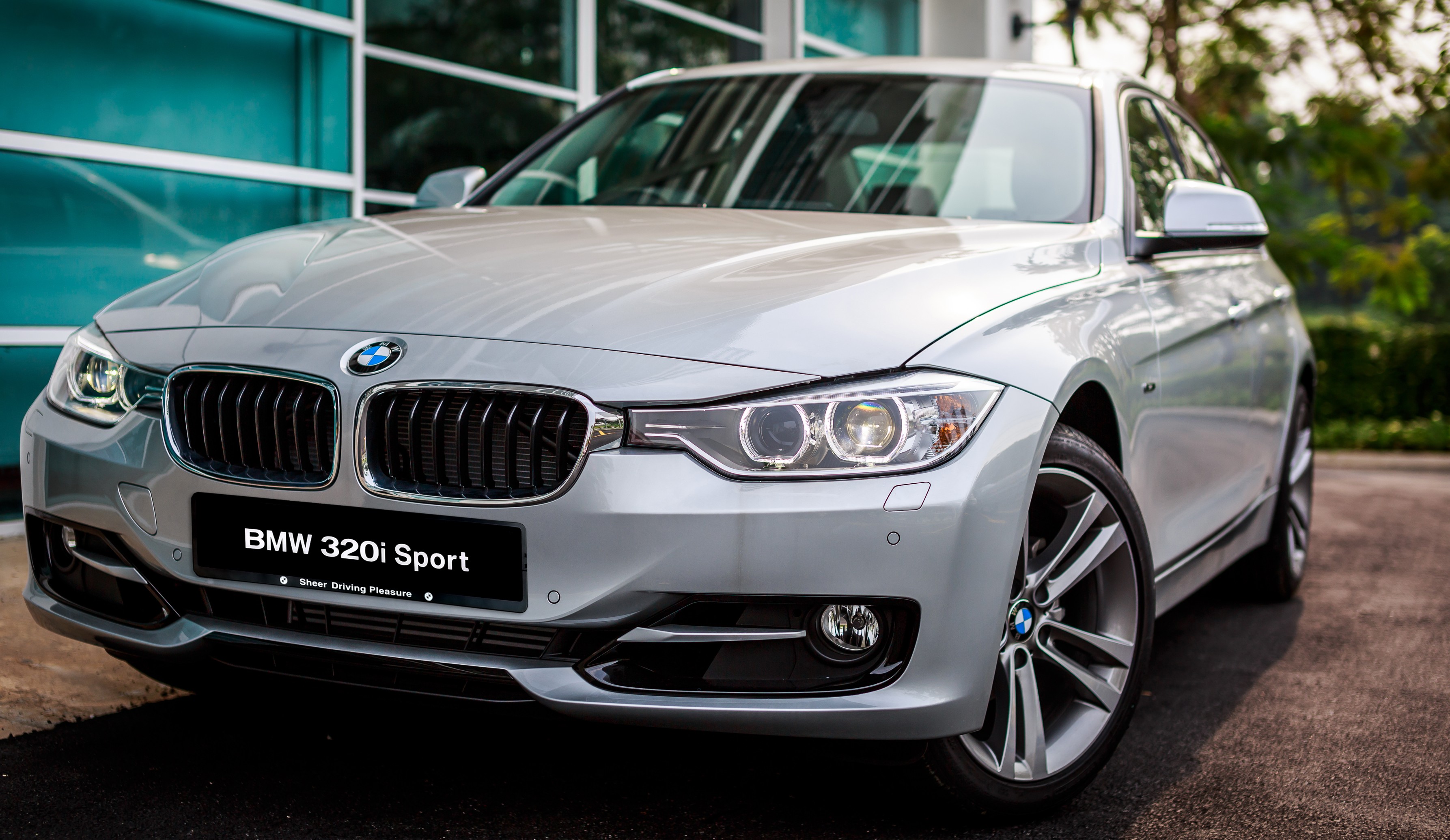  BMW 320i Sport  Edition now available RM259k The New BMW  