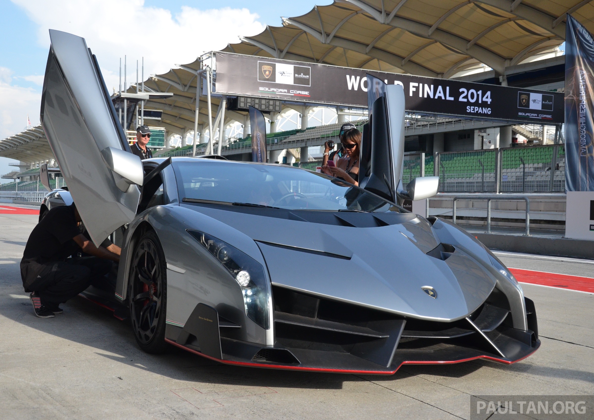 Lamborghini Veneno makes an appearance at Sepang