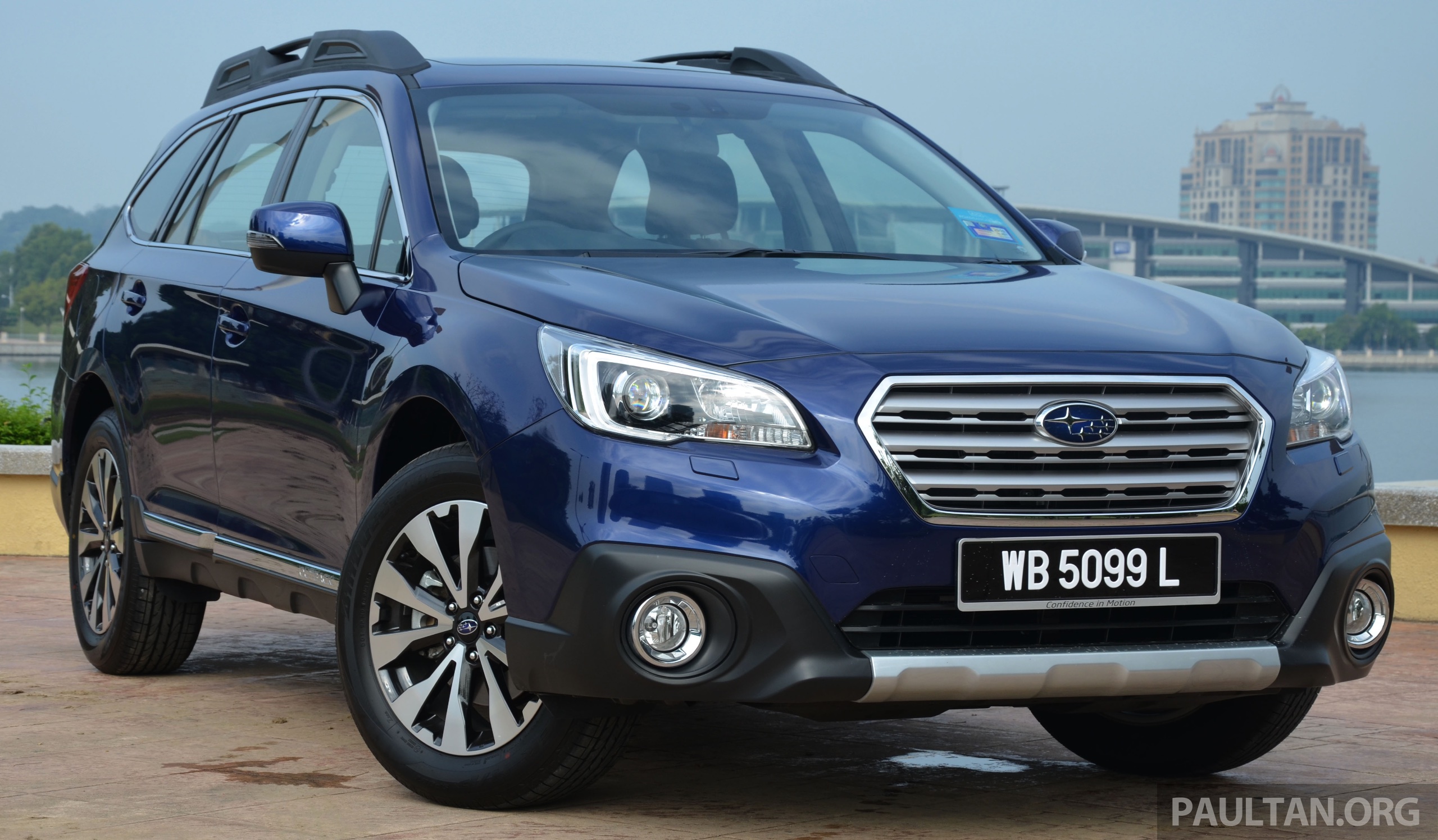 DRIVEN Subaru Outback 2.5iS a Legacy on stilts? 2015