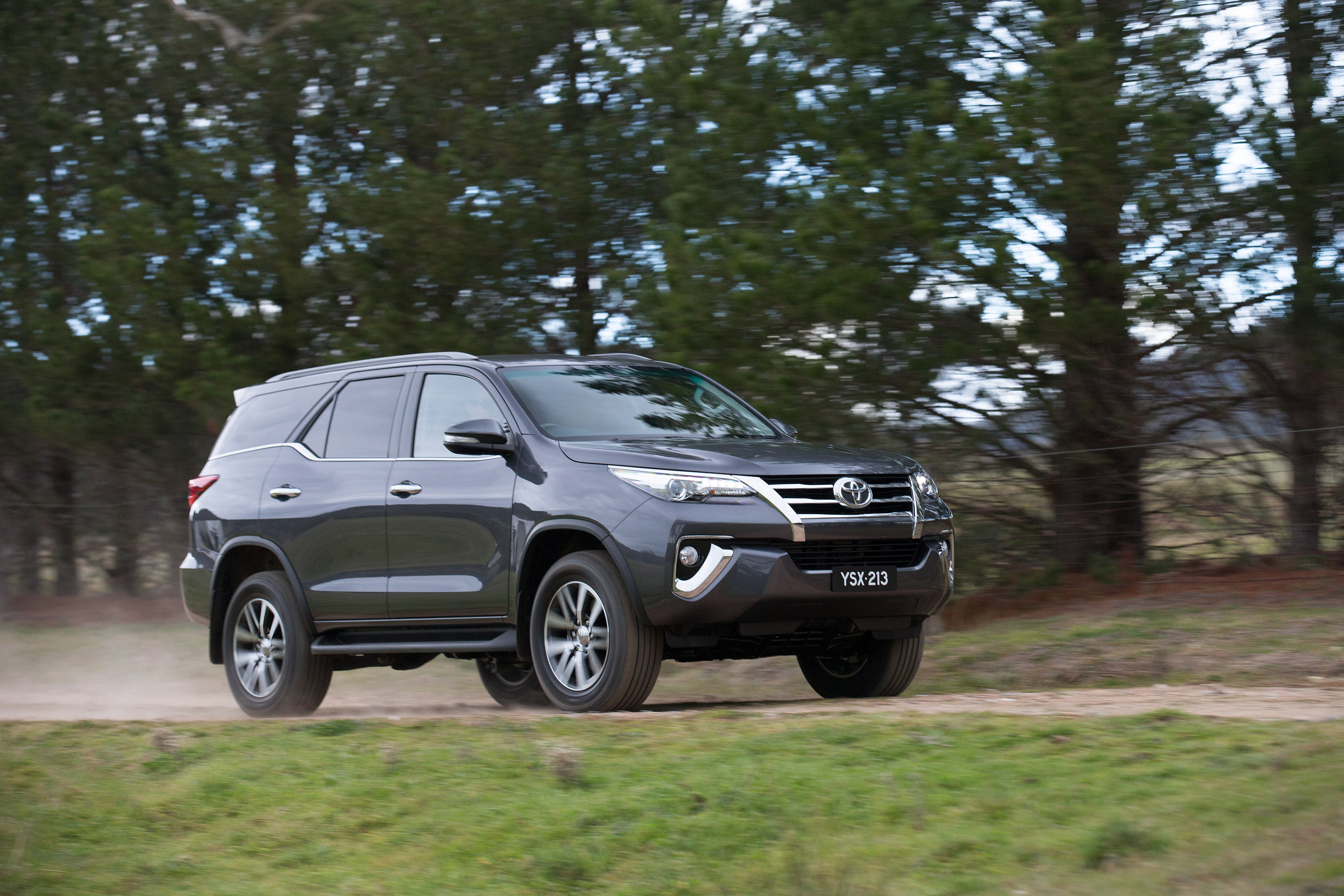 2016 Toyota Fortuner debuts in Thailand, from RM133k 2015 Reveal of All ...
