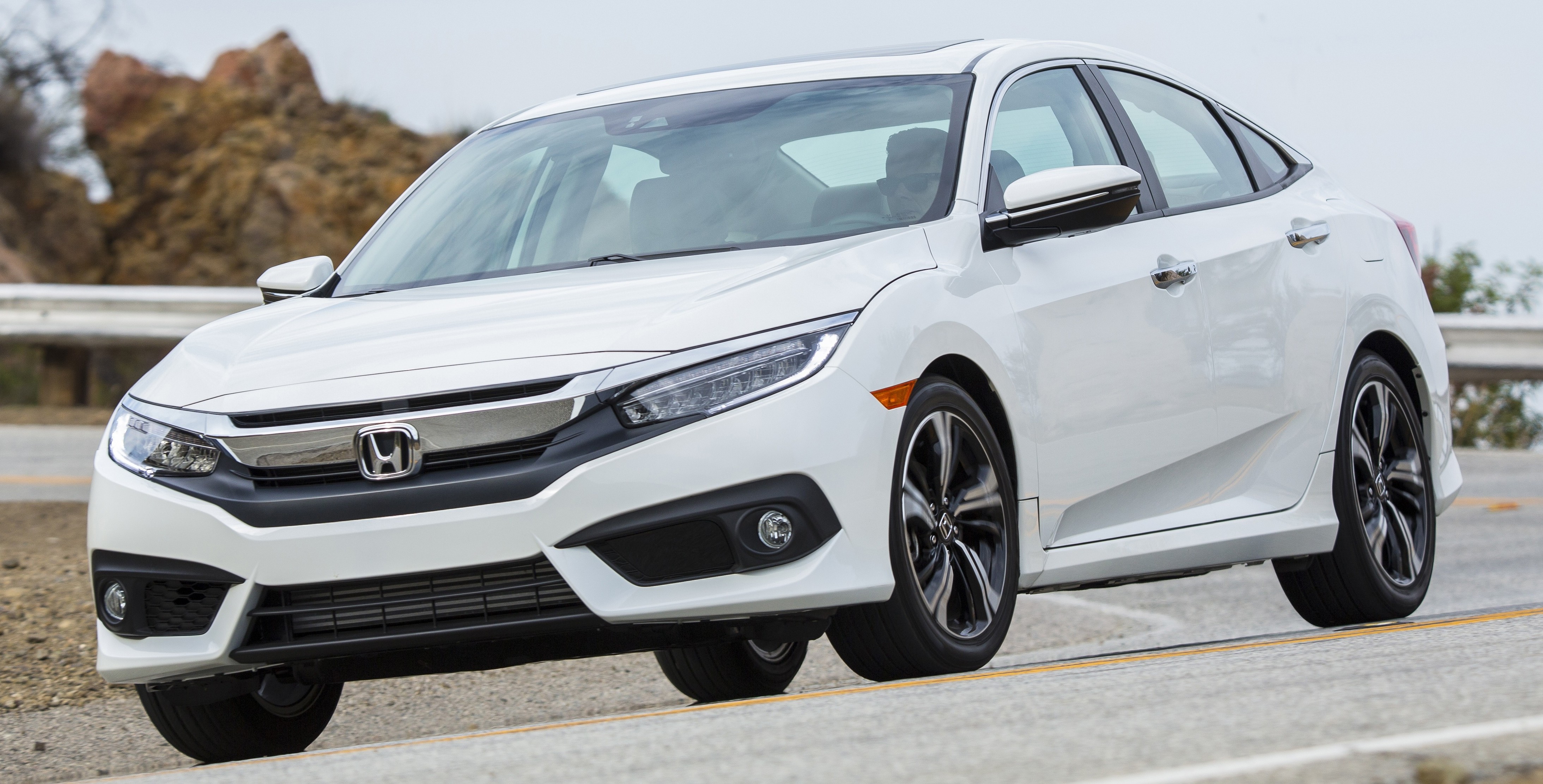 2017 Honda Civic 1 0 And 1 5 Litre Turbo Engines Detailed