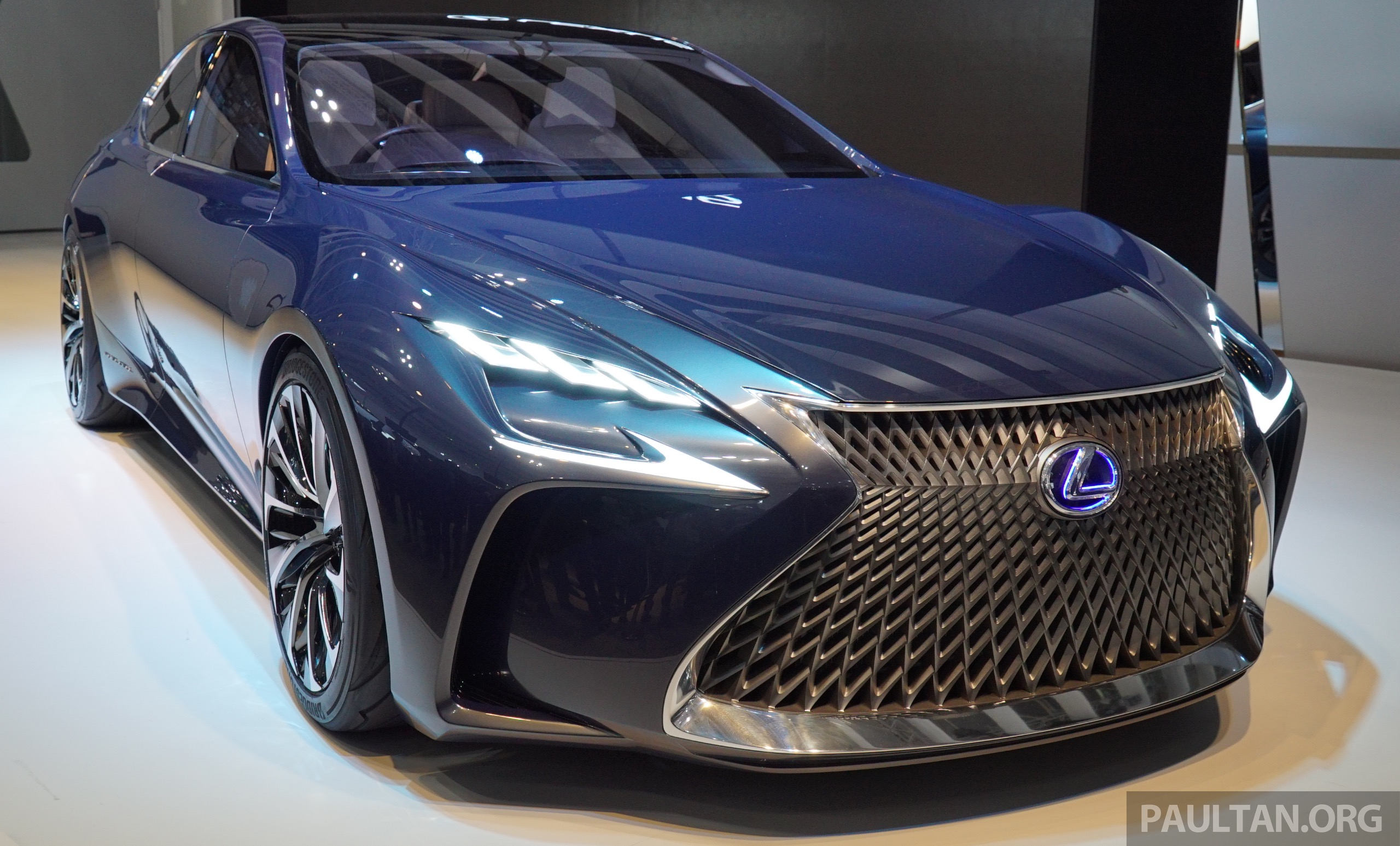 2015 Lexus LF FC Concept
