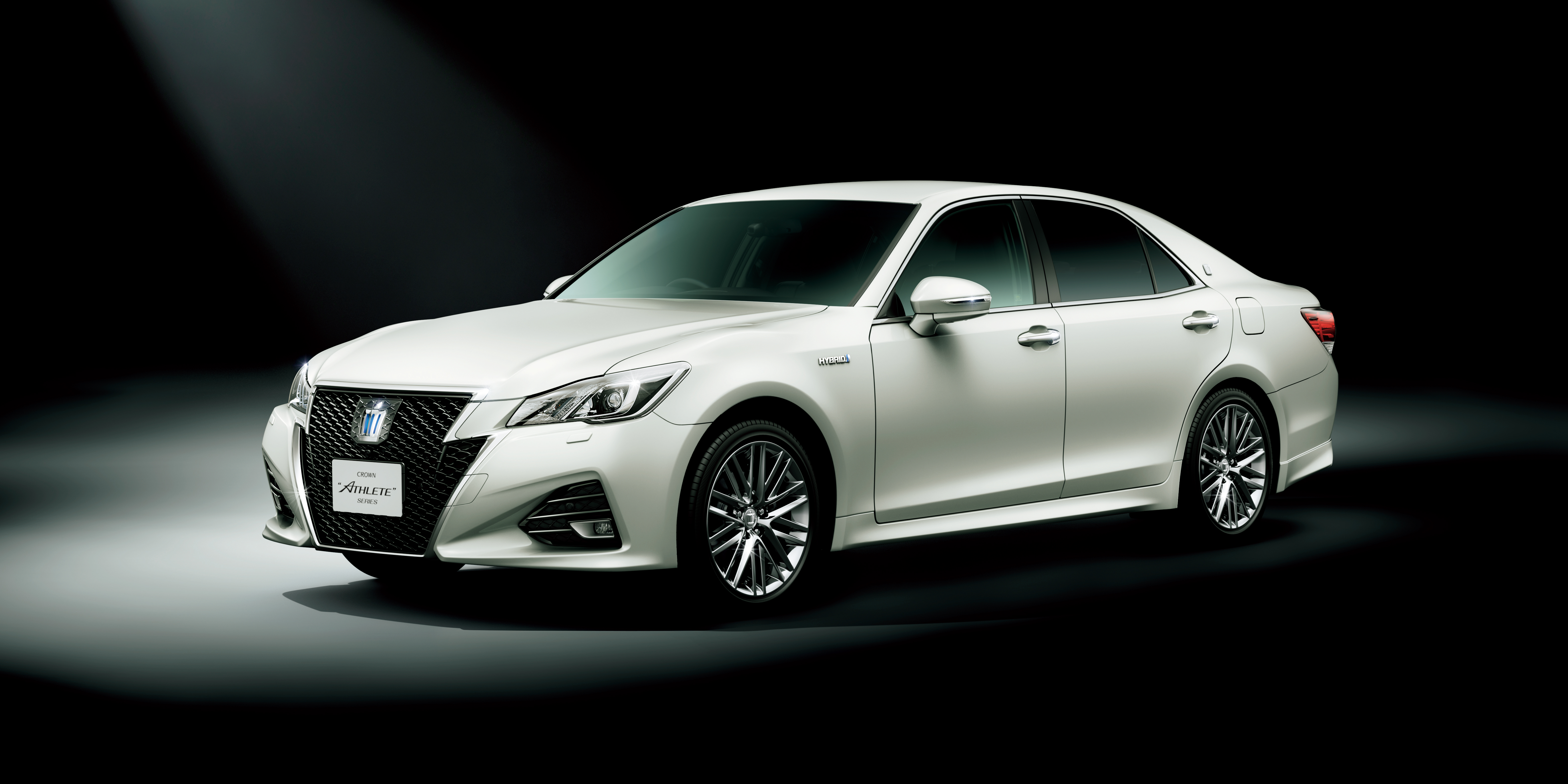 Toyota Crown facelift gets new 2.0 litre turbo engine toyota-crown ...