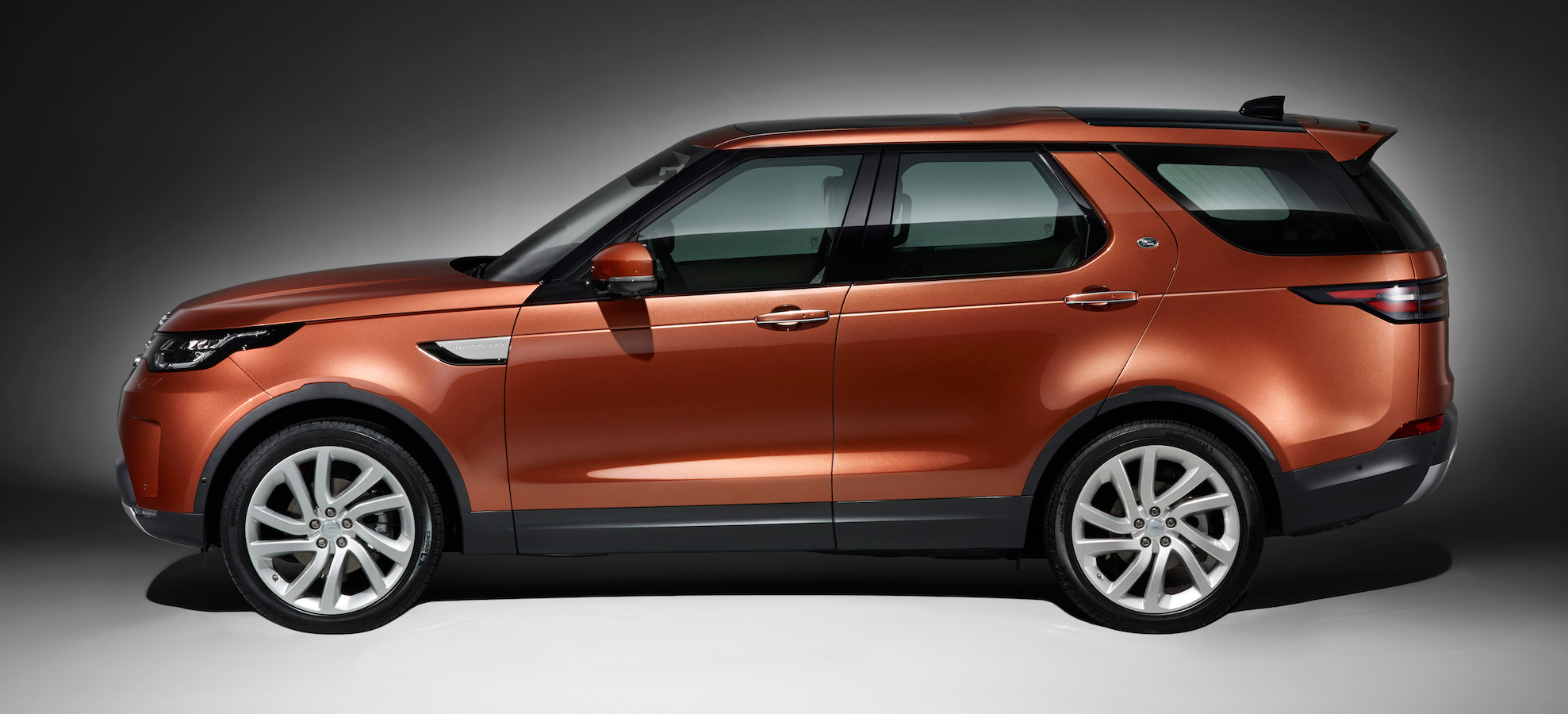 New Land Rover Discovery: full 7-seater, 480 kg lighter 2017-land-rover