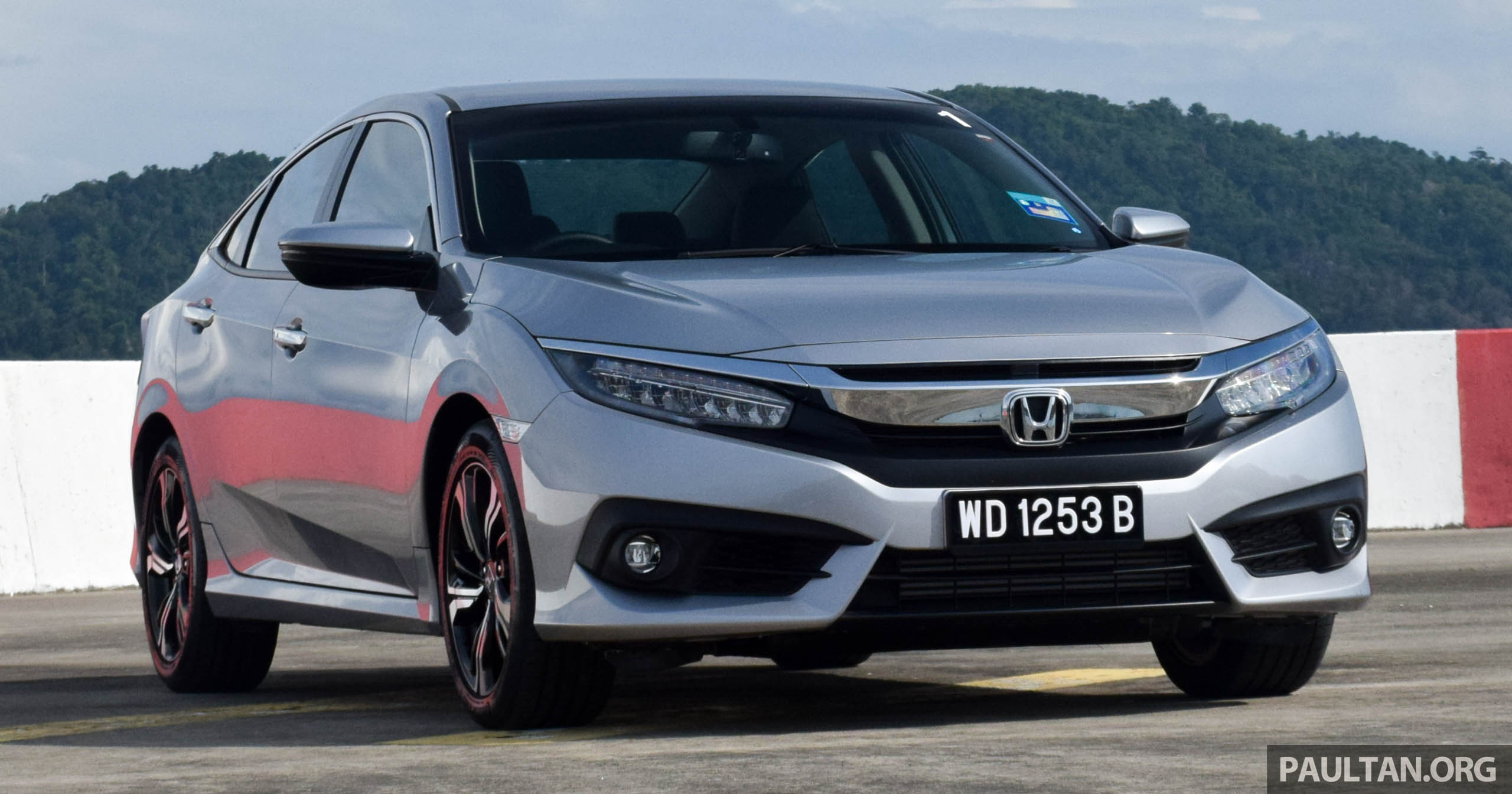 DRIVEN: 2016 Honda Civic 1.5L VTEC Turbo in Sabah - is the latest tenth ...