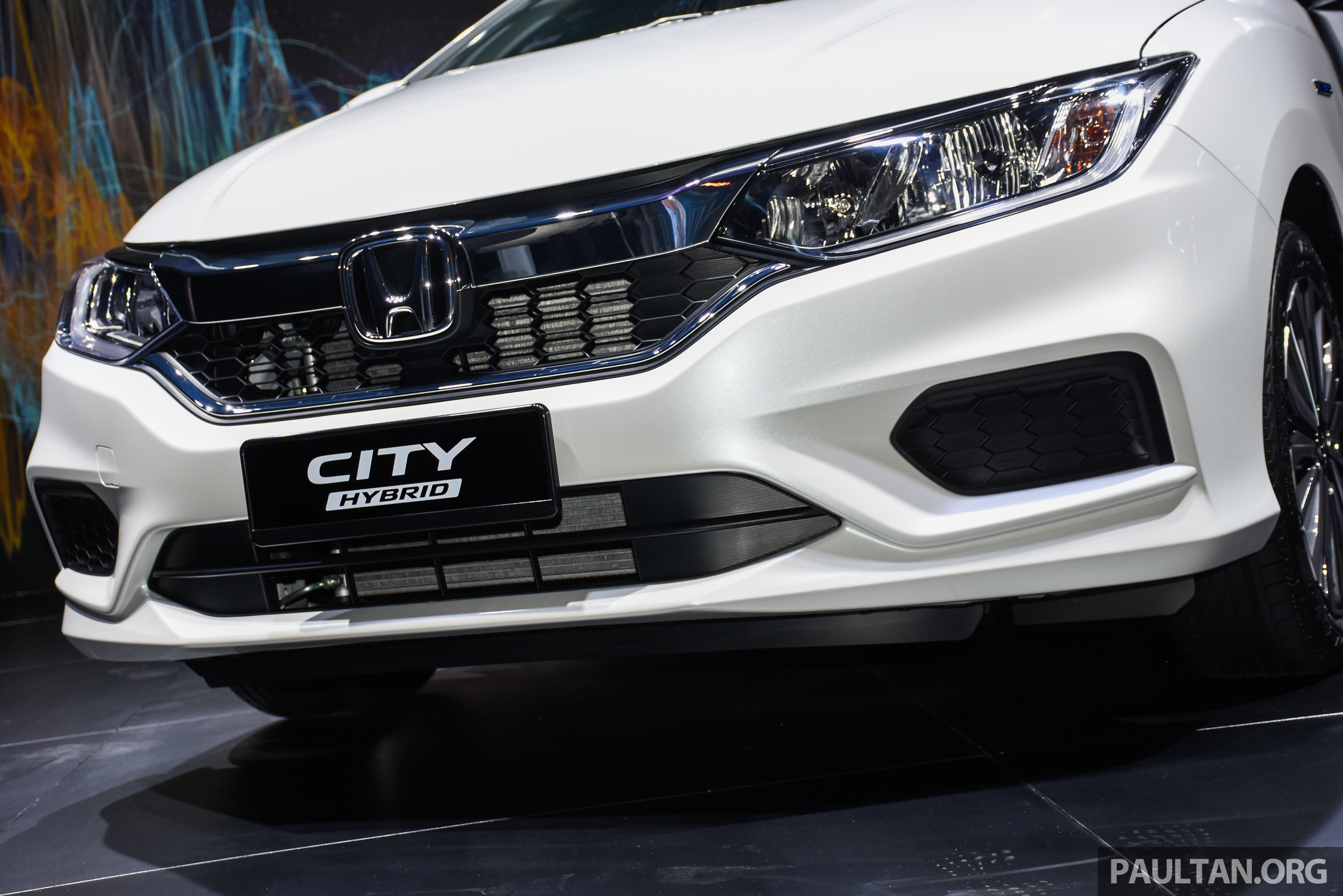 Lăn bánh tầm 700 triệu đồng chọn Mitsubishi Xpander 7 chỗ hay Honda City  thiết kế đẹp