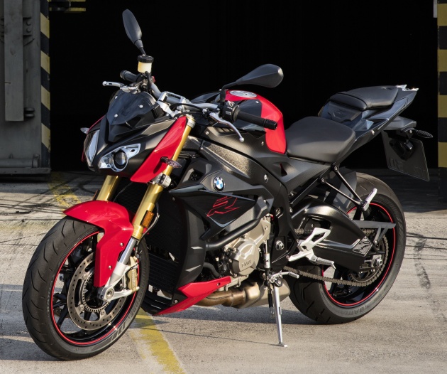 2017 BMW S 1000 R naked sports and R 1200 GS Adventure in 