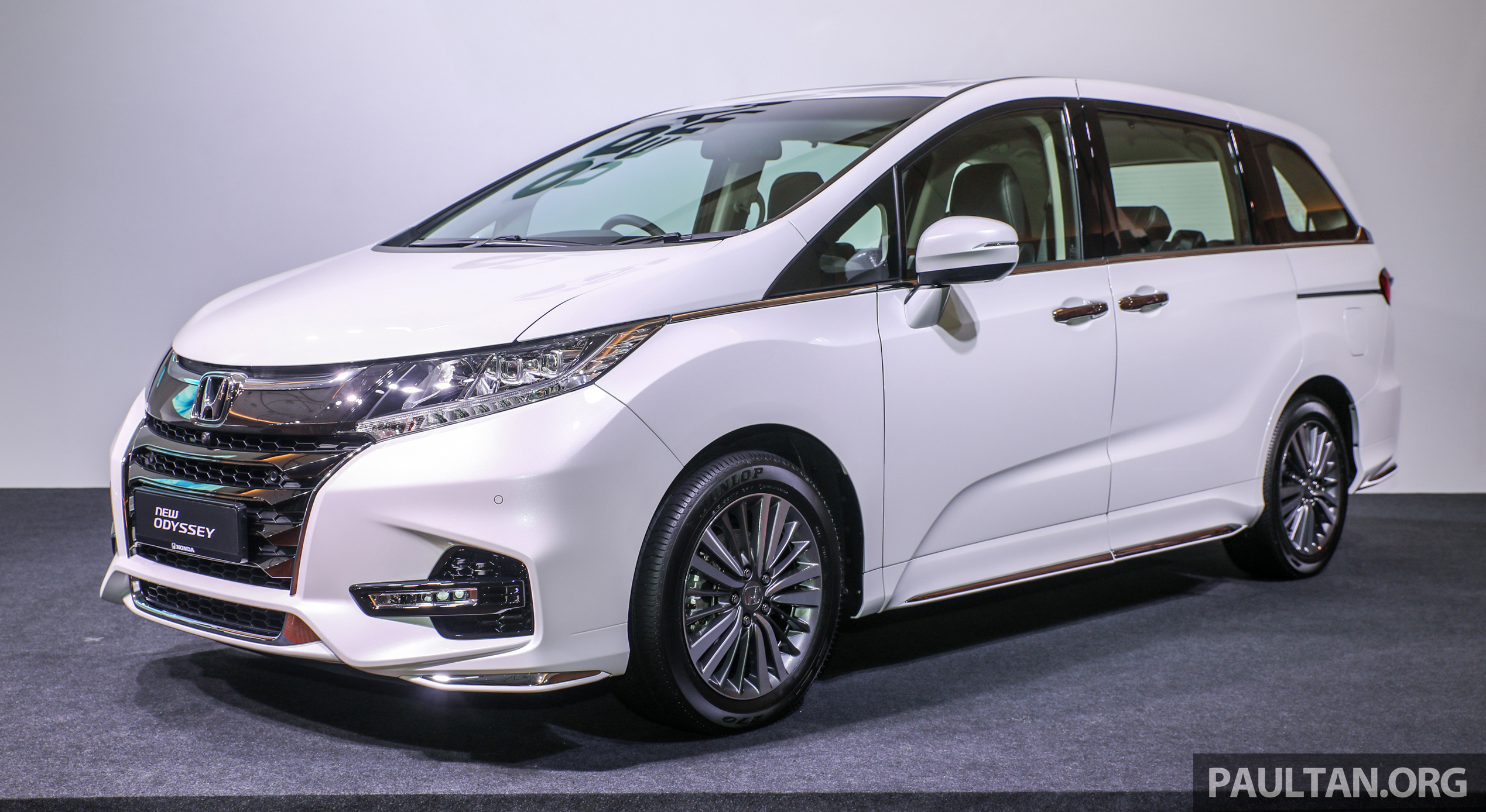 2018 Honda Odyssey facelift launched in Malaysia - now with Honda ...