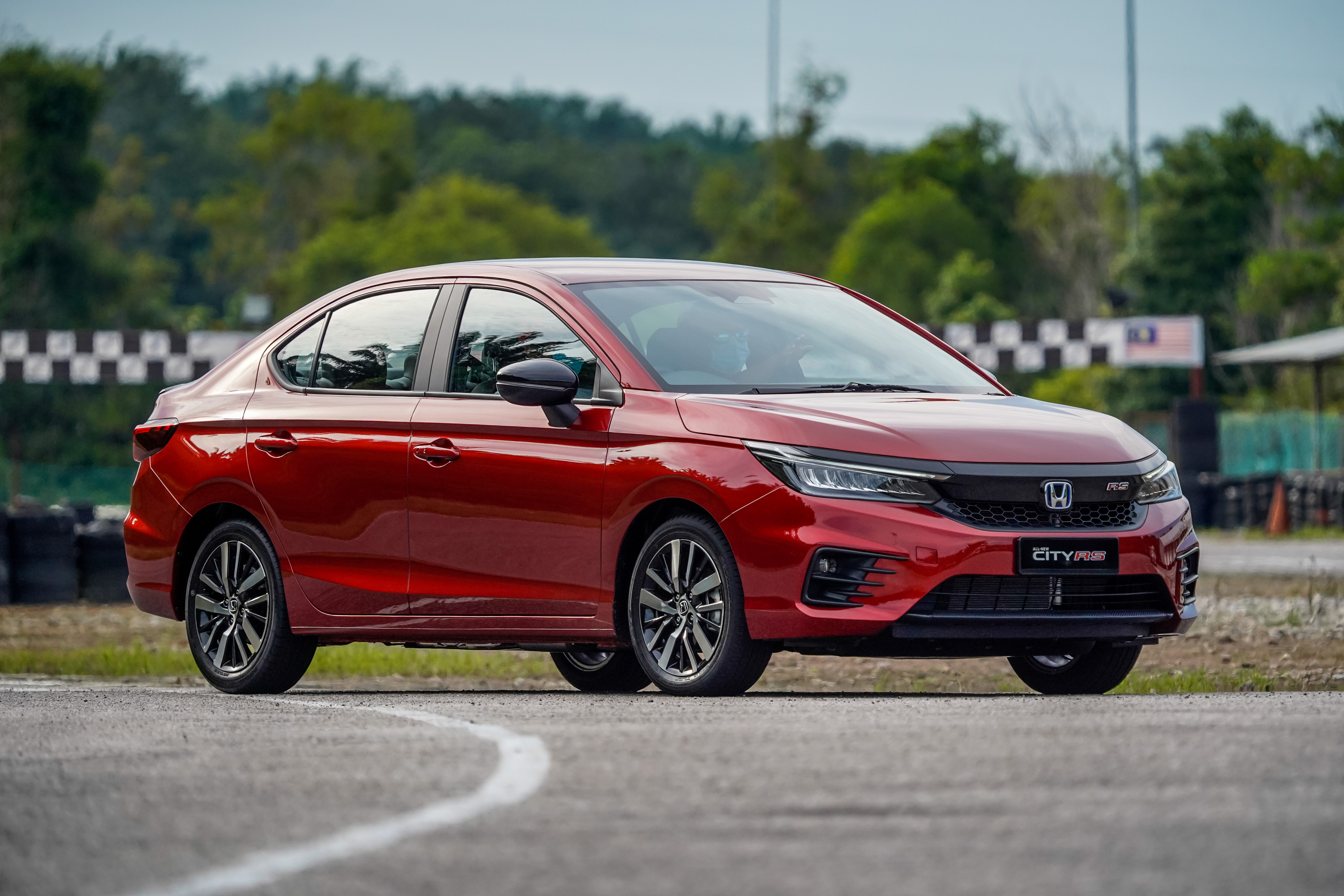 2020 Honda City RS i-MMD - more details and photos, variant features ...