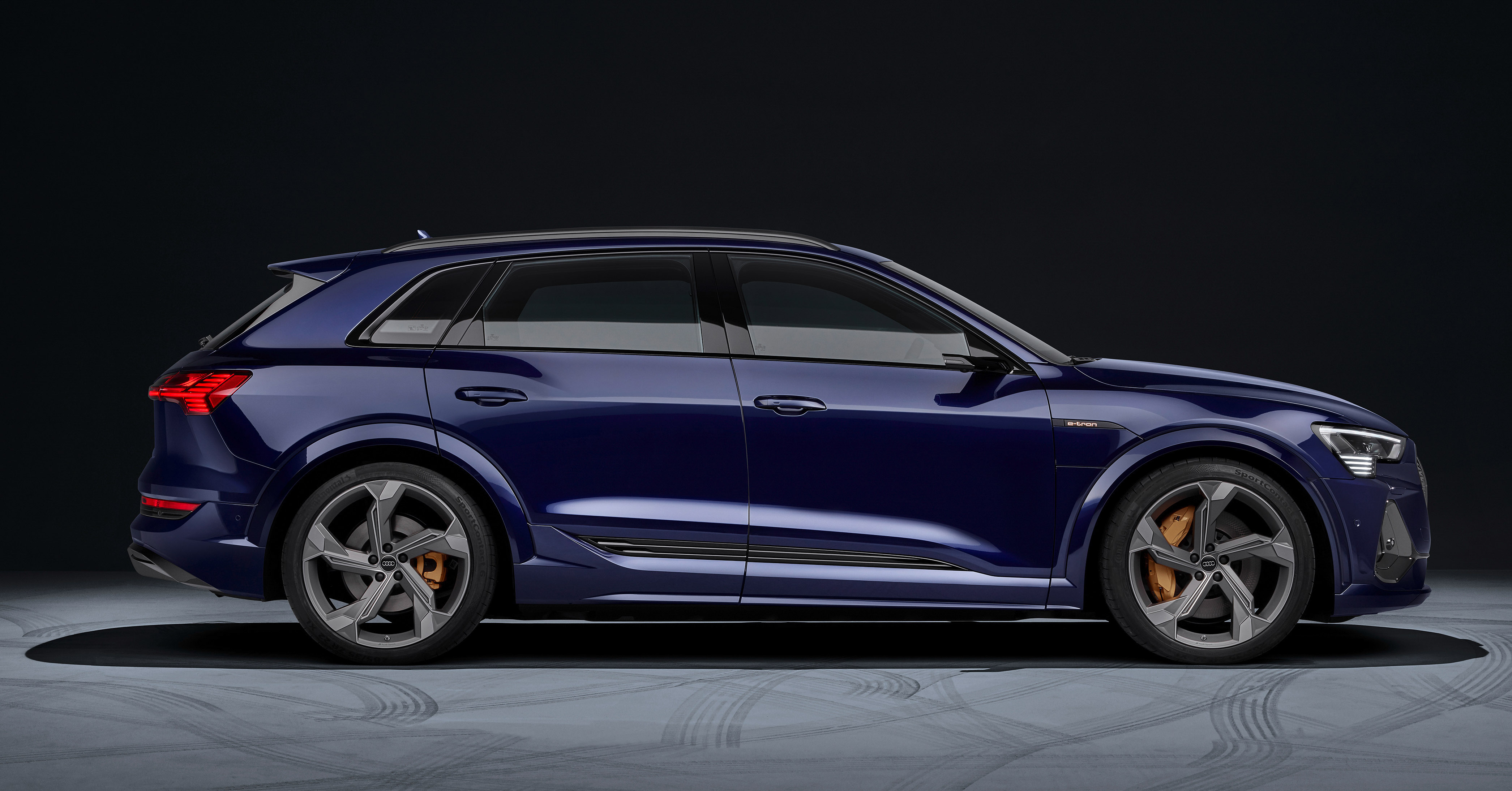 https://s1.paultan.org/image/2020/09/Audi-e-tron-S-38.jpg