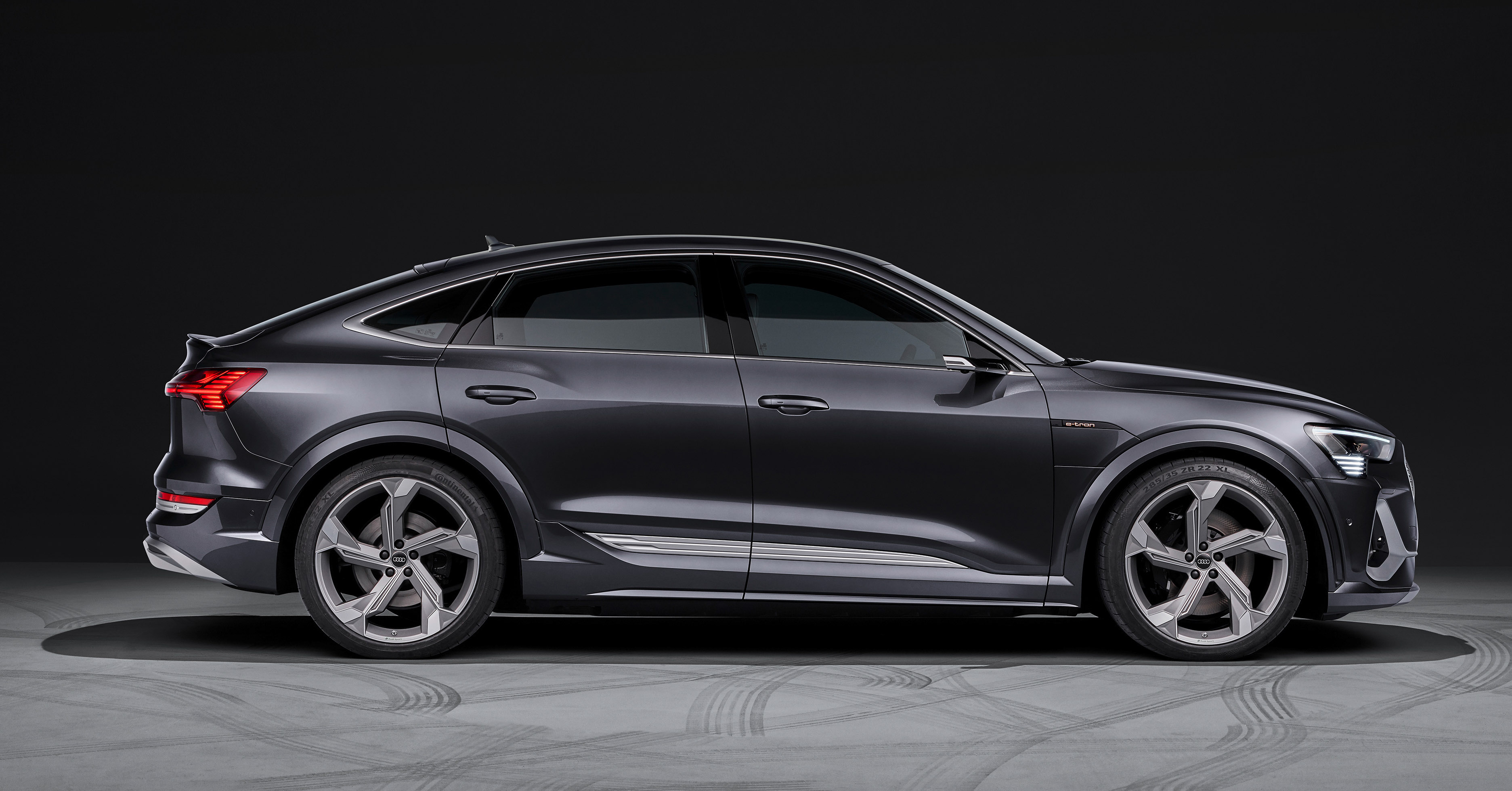 https://s1.paultan.org/image/2020/09/Audi-e-tron-S-Sportback-26.jpg