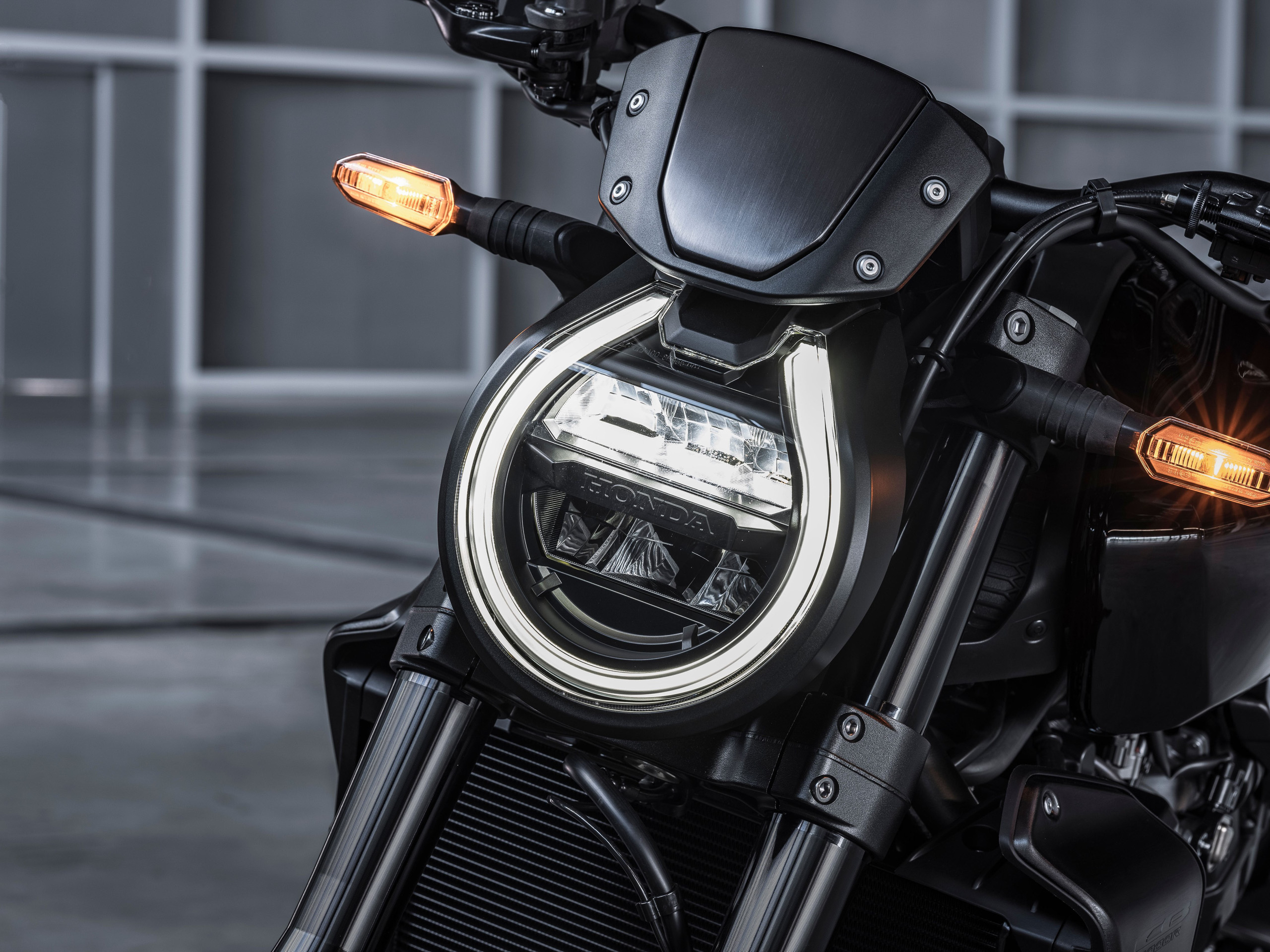 2021 Honda CB1000R model update – now comes with LCD screen, new wheels