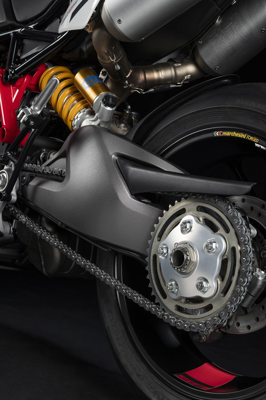 Ducati Hypermotard 950 2022 bat ngo ra mat lay cam hung tu MotoGP - 21
